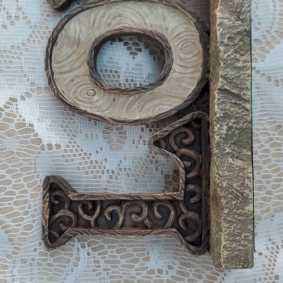 LOVE Plaque looks/feels like stone Dicksons brand - Picture 3 of 10